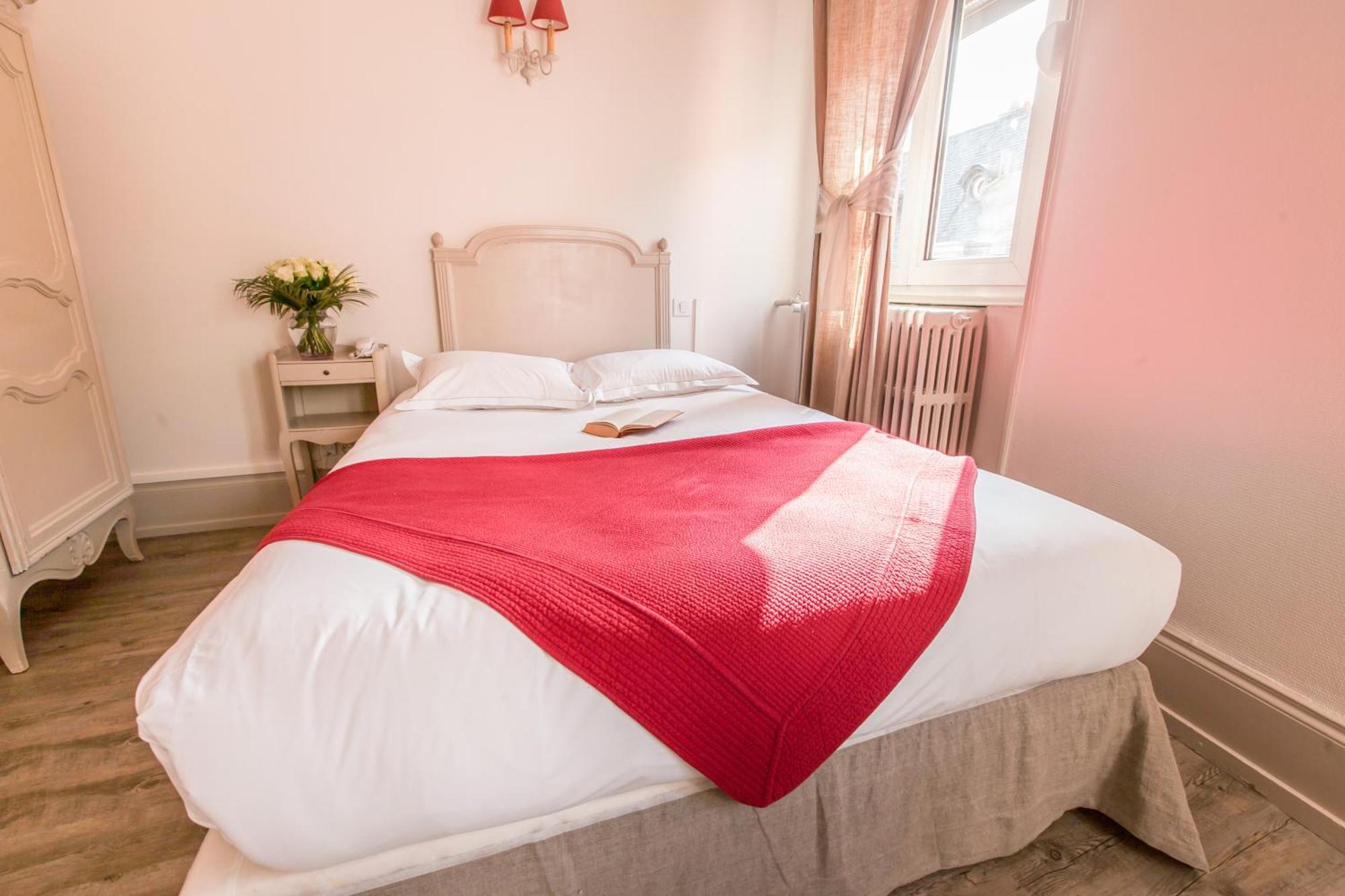 Brit Hotel Bristol Montbeliard Centre エクステリア 写真