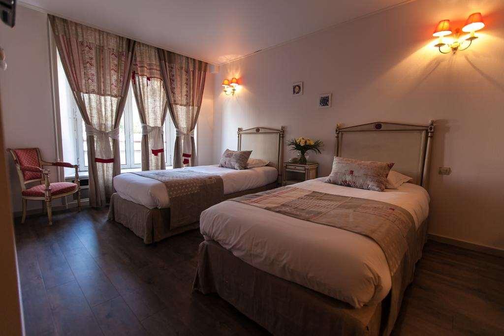 Brit Hotel Bristol Montbeliard Centre 部屋 写真