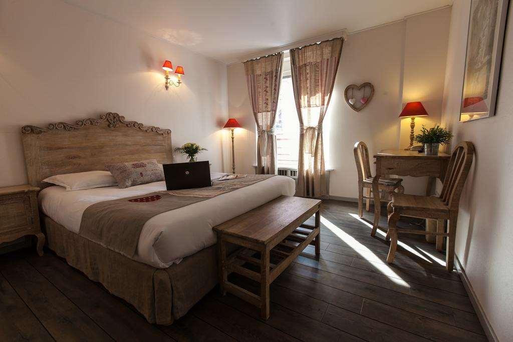 Brit Hotel Bristol Montbeliard Centre 部屋 写真