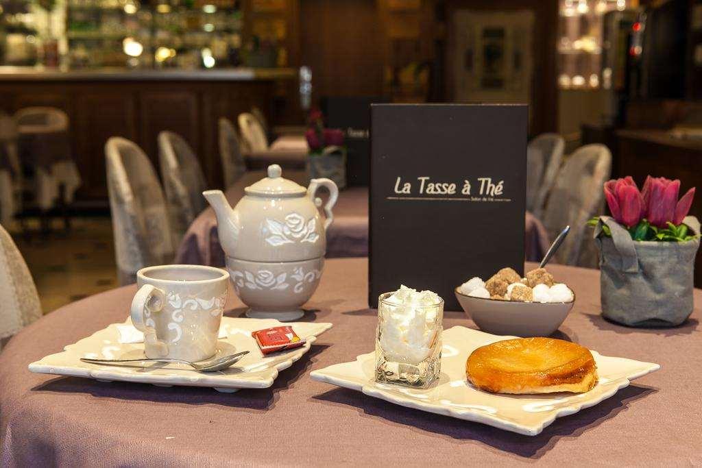 Brit Hotel Bristol Montbeliard Centre レストラン 写真