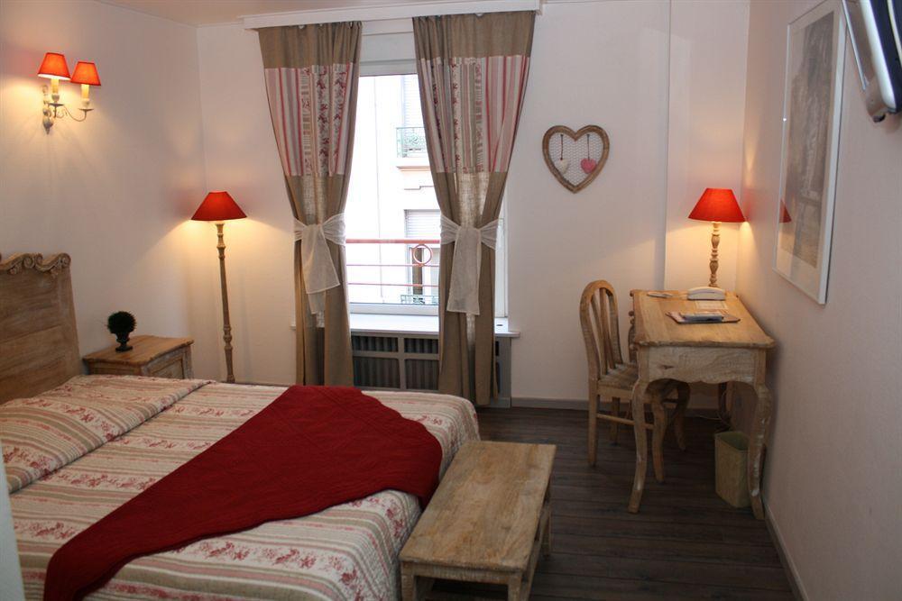 Brit Hotel Bristol Montbeliard Centre エクステリア 写真