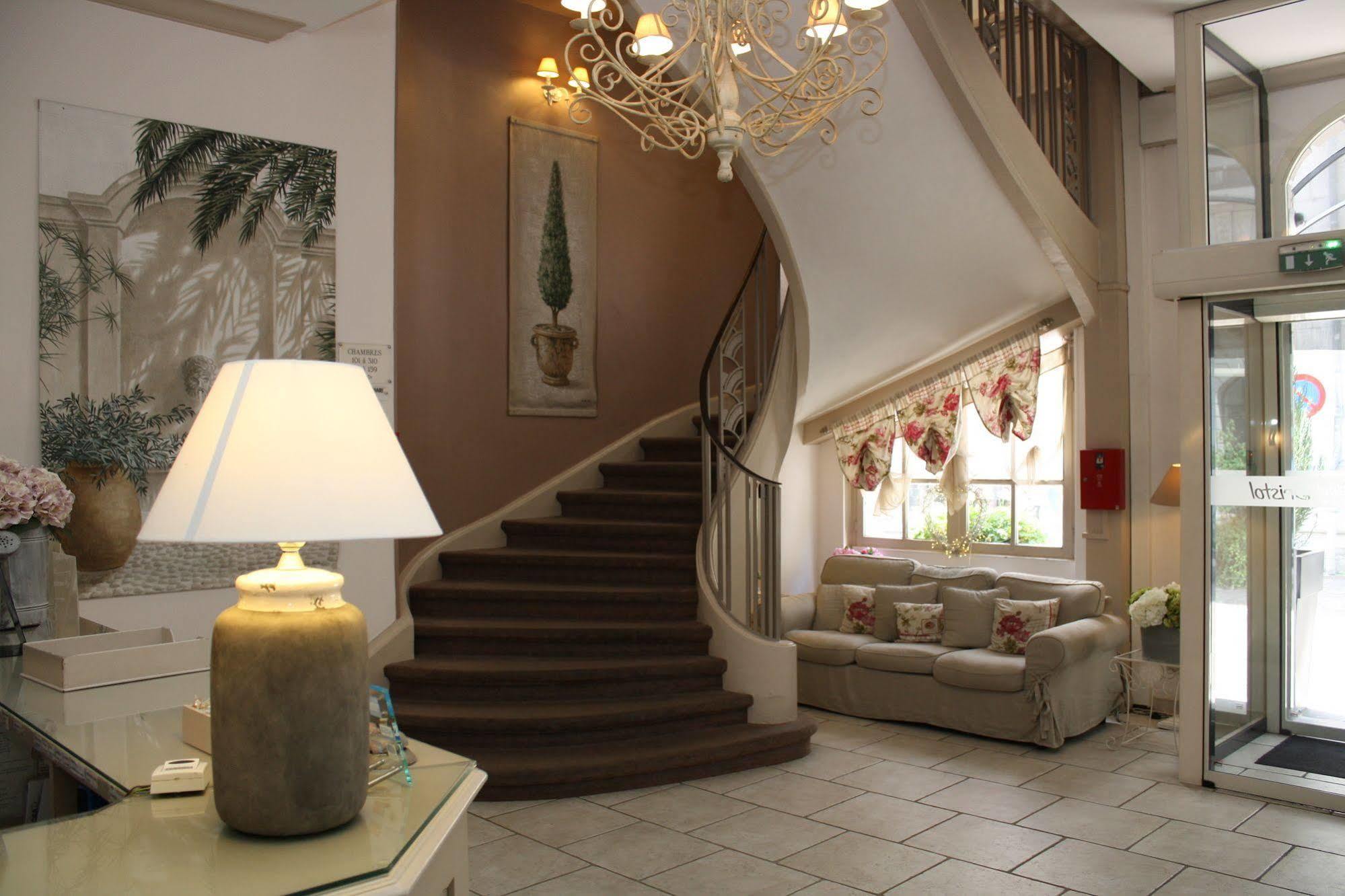 Brit Hotel Bristol Montbeliard Centre エクステリア 写真