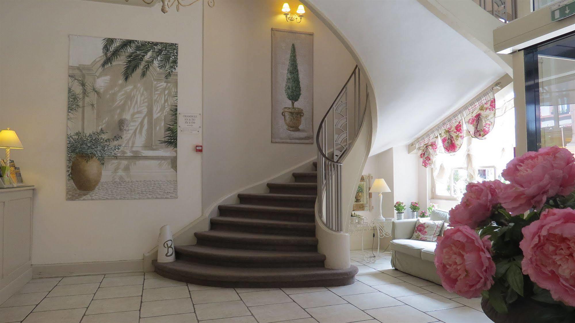 Brit Hotel Bristol Montbeliard Centre エクステリア 写真